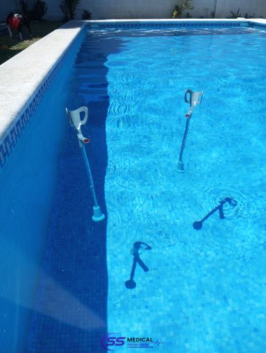 Плаващи подлакътни патерици за плаж и вода (2 броя)